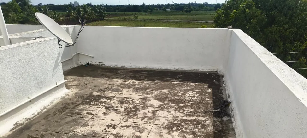 Roof before solar, Thakurki